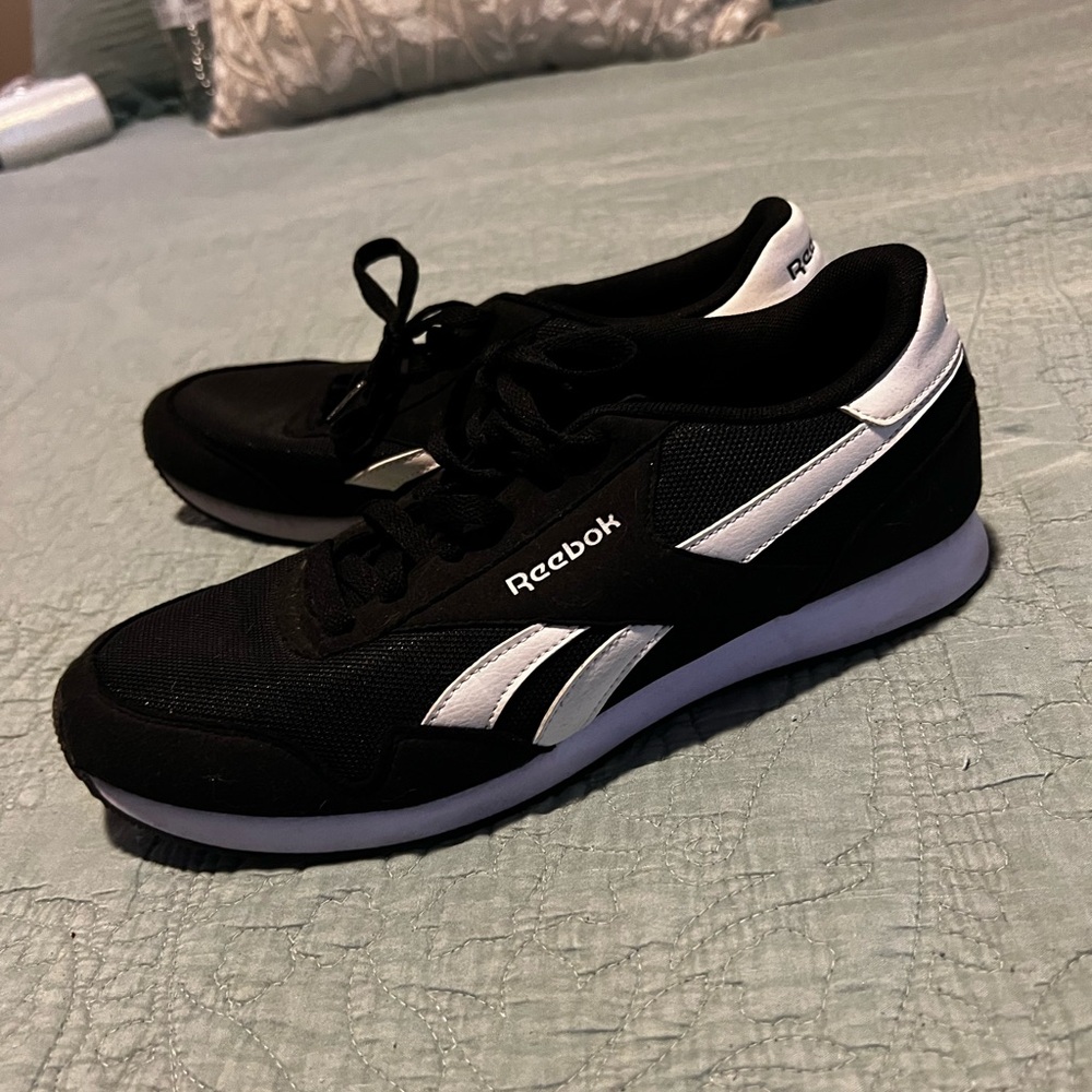 Reebok Classic Black & White Runner